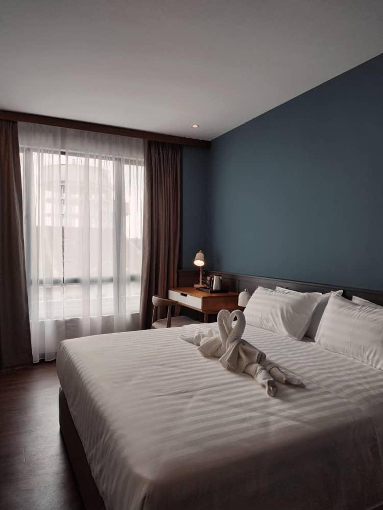 O&G Hotel Parit Buntar Extérieur photo